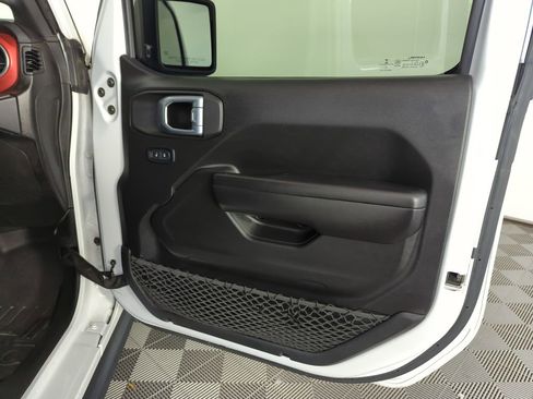 Used 2021 Jeep Gladiator Rubicon image 33