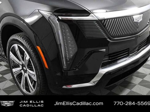 New 2025 Cadillac Escalade IQ Luxury 2 image 41