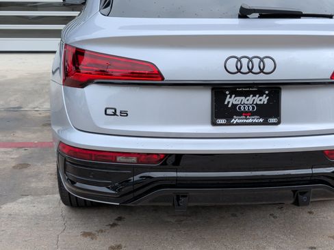 Certified 2025 Audi Q5 2.0T Premium Plus image 13