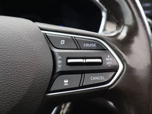 Used 2019 Hyundai Santa Fe AWD image 24