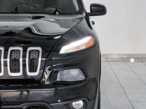 Used 2018 Jeep Cherokee Latitude image 43