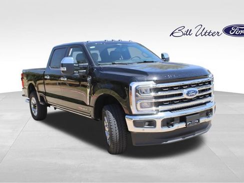 New 2026 Ford F250 King Ranch w/ Chrome Package AWD/4WD image 2
