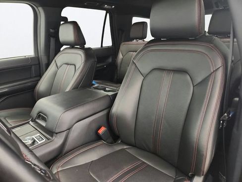 Used 2024 Ford Expedition Limited AWD/4WD image 10