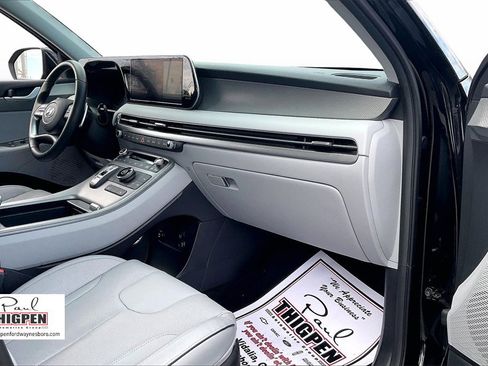 Used 2025 Hyundai Palisade SEL image 16