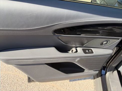 New 2026 Lincoln Nautilus Reserve AWD/4WD image 12
