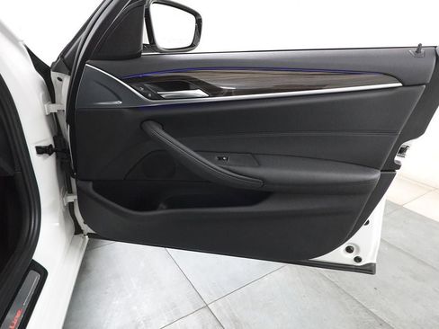 Used 2019 BMW 530i xDrive w/ Convenience Package AWD/4WD image 31