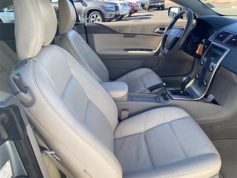 Used 2006 Volvo C70 T5 image 11