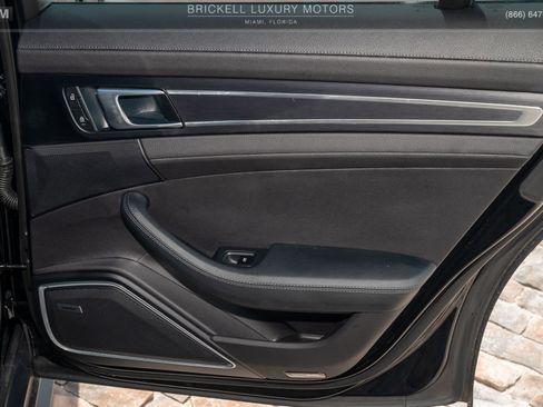 Used 2022 Porsche Panamera Platinum Edition RWD image 20