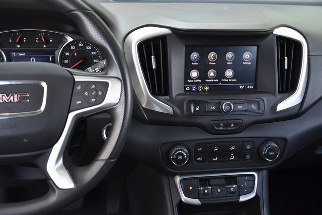 Used 2023 GMC Terrain SLE FWD image 11