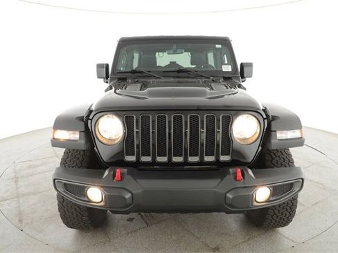 Certified 2022 Jeep Wrangler Unlimited Rubicon w/ Cold Weather Group image 2