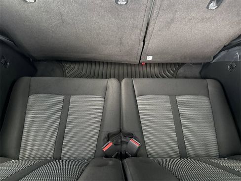 New 2025 Kia Sorento LX image 28