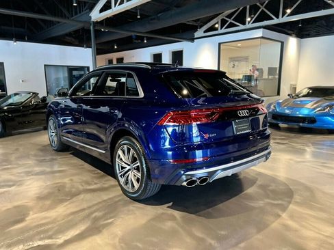 Used 2022 Audi SQ8 Prestige w/ Prestige Package image 3