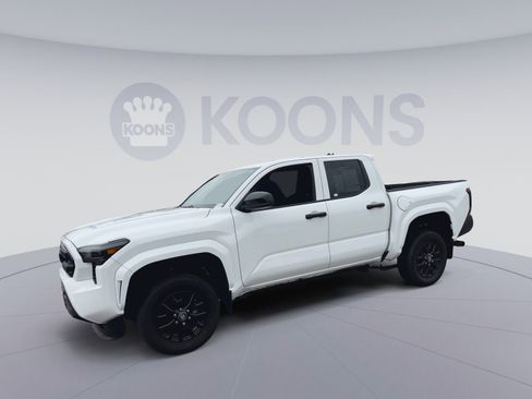 Used 2024 Toyota Tacoma SR RWD image 7