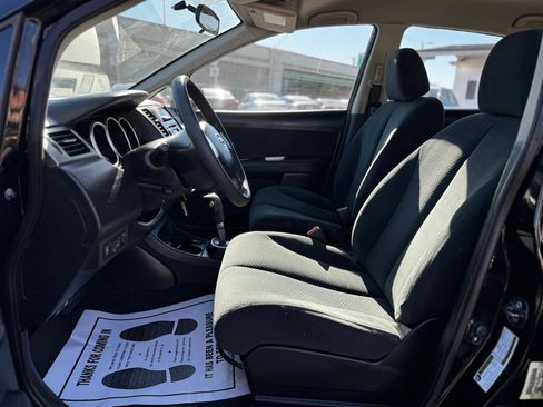 Used 2012 Nissan Versa 1.8 S image 9