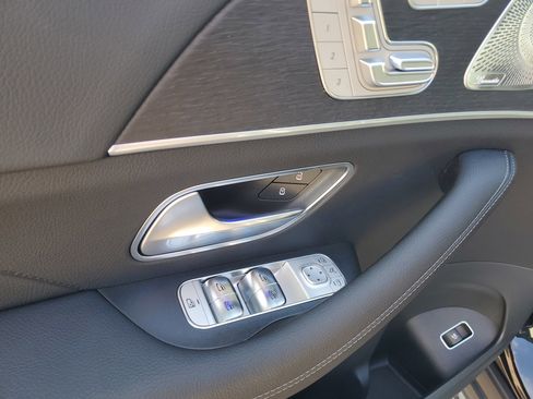 New 2026 Mercedes-Benz GLS 450 4MATIC image 39