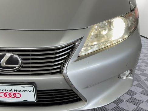 Used 2013 Lexus ES 350 w/ Luxury Pkg FWD image 12