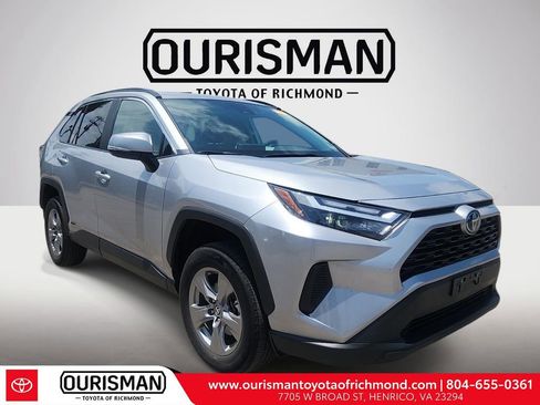 Used 2022 Toyota RAV4 XLE w/ Convenience Package AWD/4WD image 1