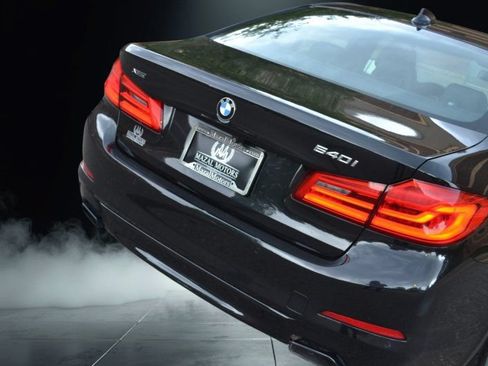 Used 2018 BMW 540i xDrive AWD/4WD image 14