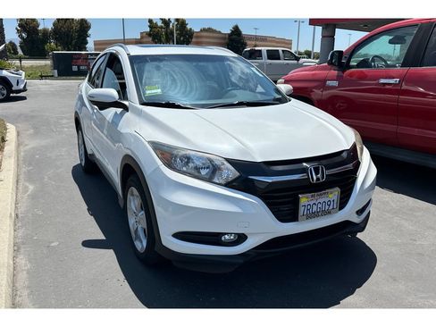 Used 2016 Honda HR-V EX-L image 2