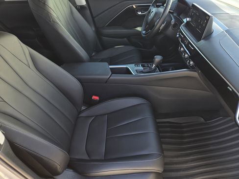 Used 2025 Acura ADX FWD image 21