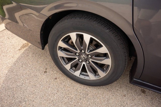 Used 2023 Honda Odyssey EX-L image 9