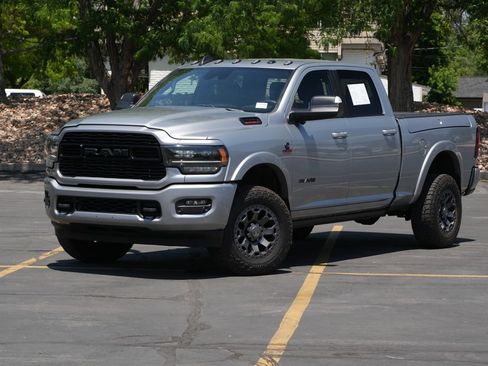 Used 2022 RAM 2500 Limited AWD/4WD image 1
