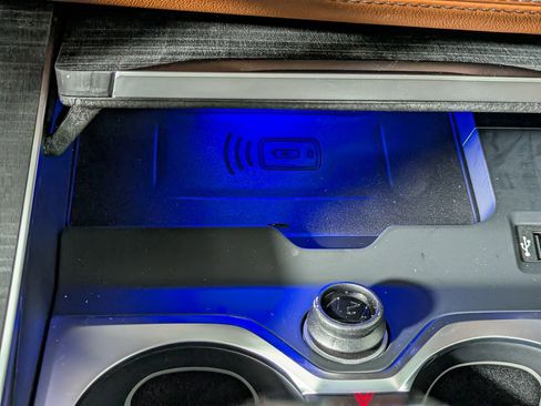 New 2026 BMW ALPINA XB7 image 29