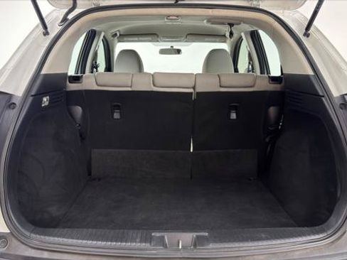 Used 2019 Honda HR-V LX image 18