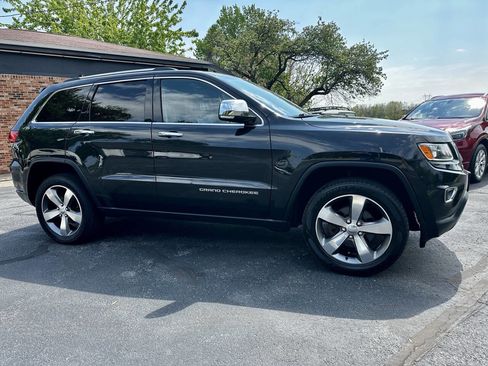 Used 2015 Jeep Grand Cherokee Limited AWD/4WD image 2