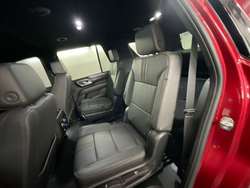 Used 2024 Chevrolet Tahoe RST w/ Luxury Package image 25