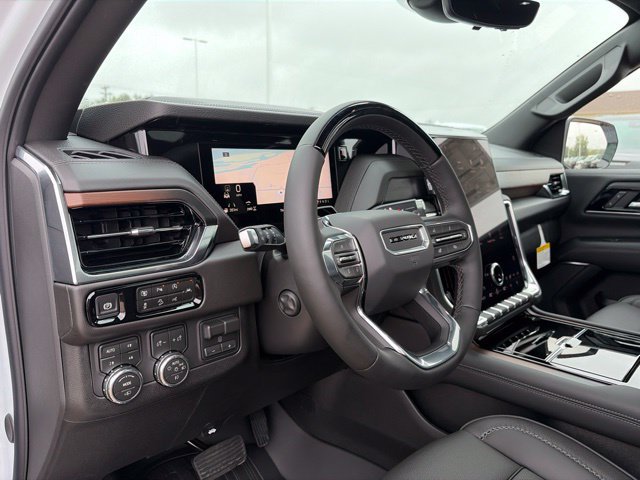 New 2026 GMC Yukon Denali w/ Denali Reserve Package AWD/4WD image 16