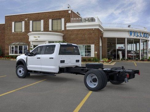 New 2025 Ford F550 4x4 Crew Cab image 14