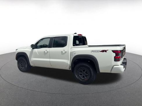 Used 2026 Nissan Frontier PRO-4X AWD/4WD image 8