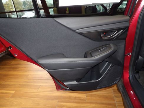 Used 2022 Subaru Outback Premium image 21
