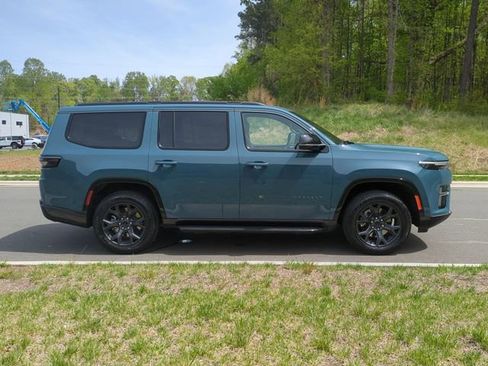 New 2026 Jeep Grand Wagoneer Limited AWD/4WD image 14