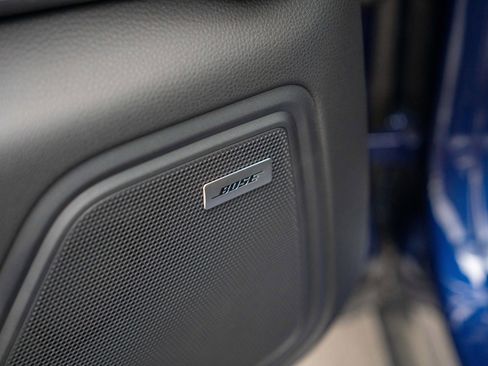 New 2026 Porsche Macan image 11