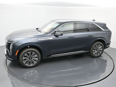 New 2026 Cadillac Escalade IQ Luxury 1 w/ LPO, Floor Liner Package image 24