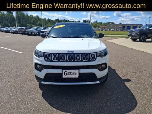 Used 2025 Jeep Compass Limited AWD/4WD image 3