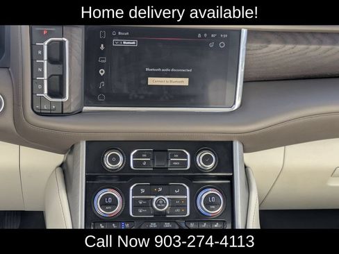 Used 2023 GMC Yukon XL Denali AWD/4WD image 18