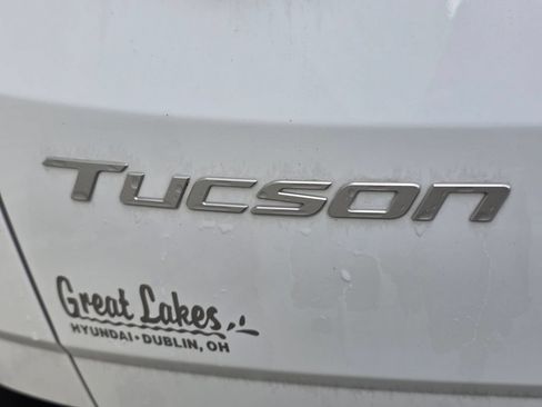 Used 2025 Hyundai Tucson Limited FWD image 12