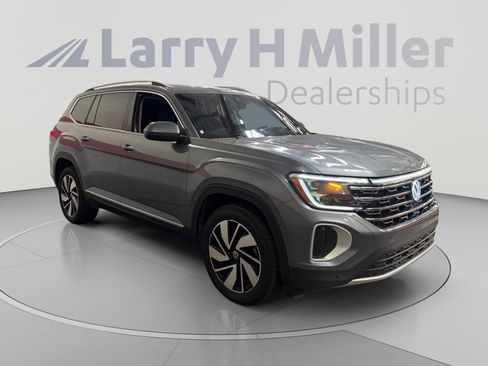 Used 2024 Volkswagen Atlas SEL AWD/4WD image 7