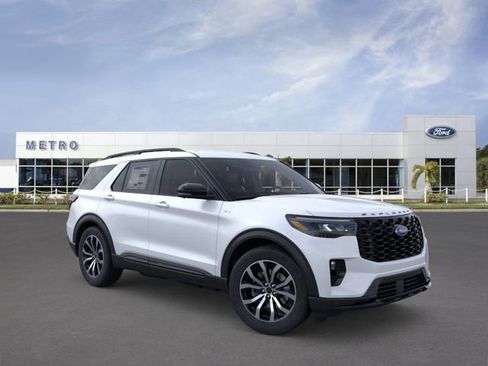 New 2026 Ford Explorer ST-Line w/ Premium Package RWD image 7