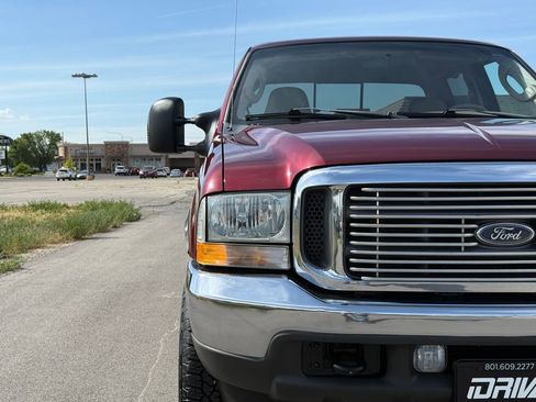 Used 2004 Ford F350 Lariat AWD/4WD image 6