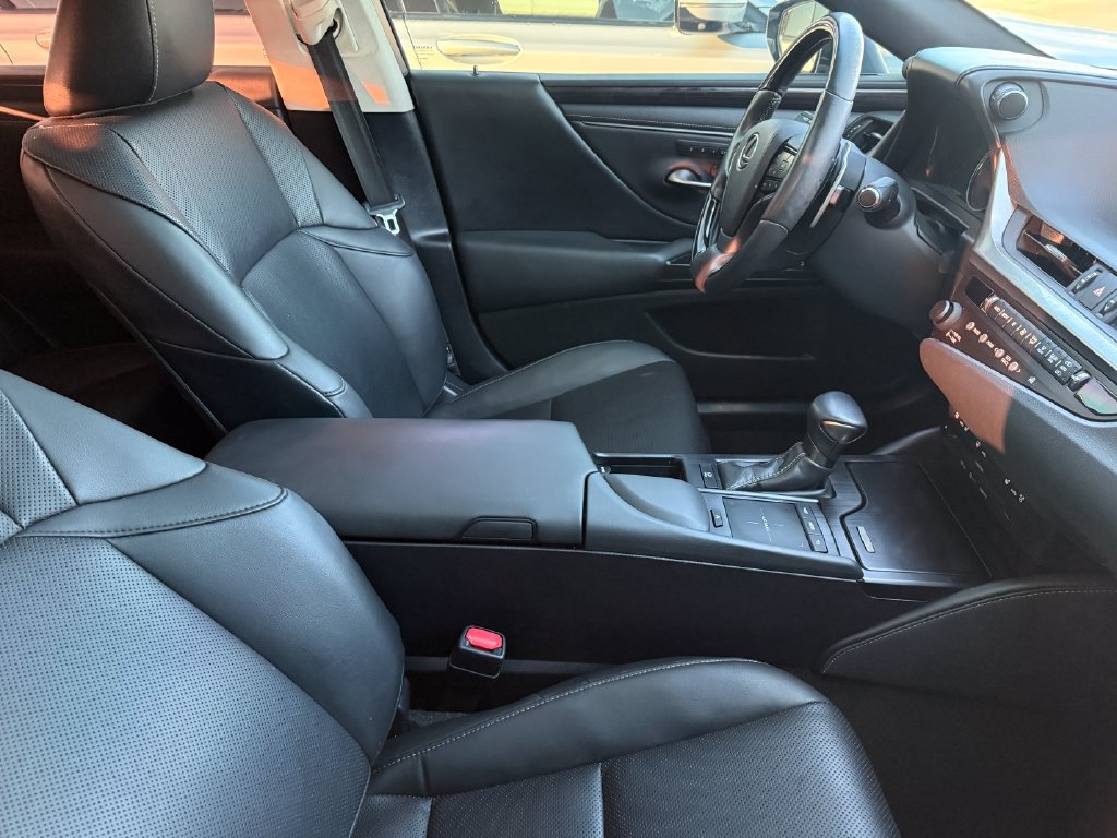 Used 2020 Lexus ES 350 w/ Premium Package FWD image 16