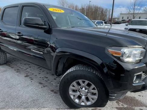 Certified 2018 Toyota Tacoma SR5 image 8