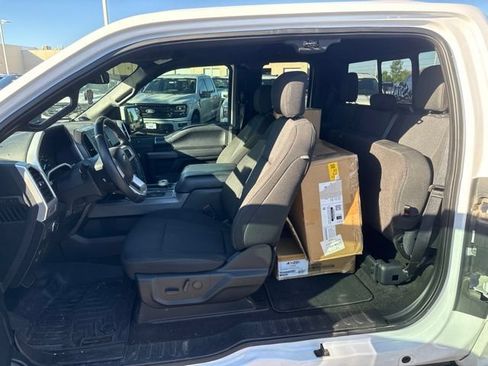 Used 2020 Ford F150 XLT w/ Equipment Group 302A Luxury AWD/4WD image 23