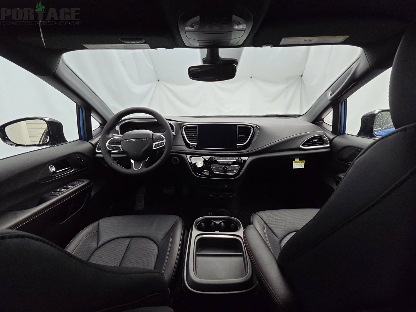 New 2027 Chrysler Pacifica Select AWD/4WD image 19