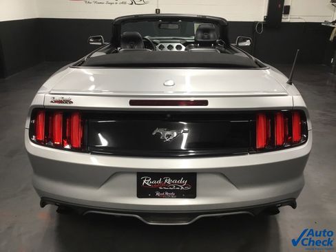 Used 2016 Ford Mustang Premium image 9