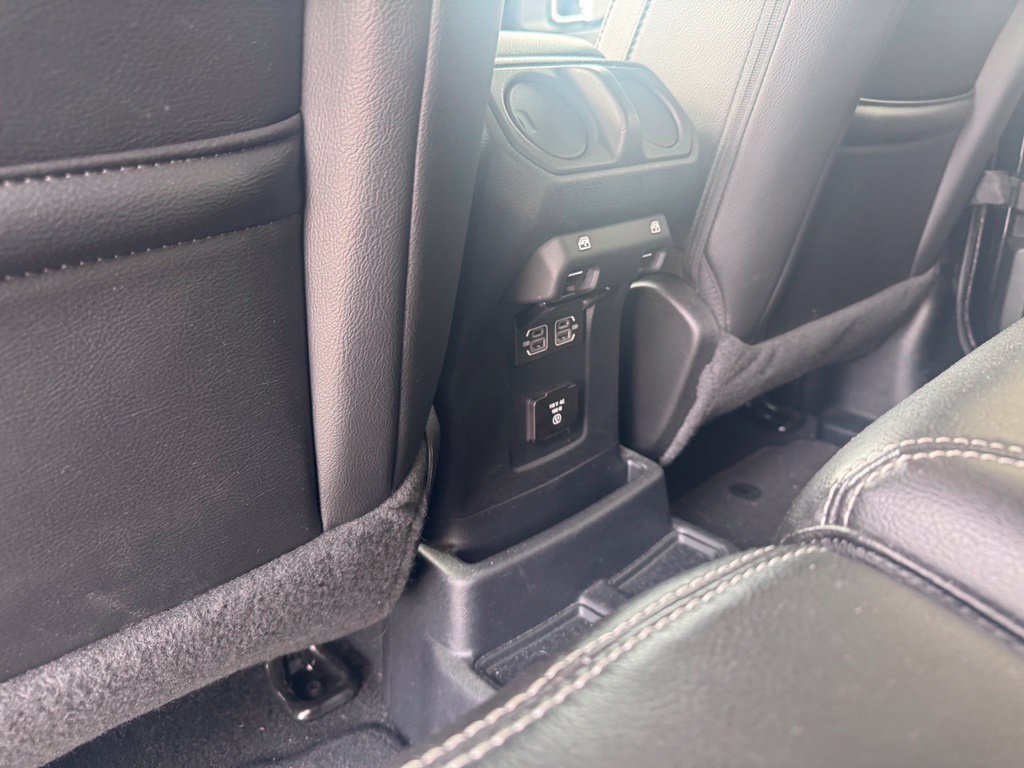 Used 2023 Jeep Wrangler Unlimited Sahara w/ Cold Weather Group AWD/4WD image 20