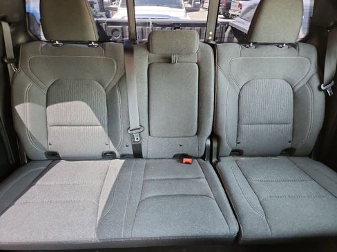 Used 2019 RAM 1500 Big Horn AWD/4WD image 21